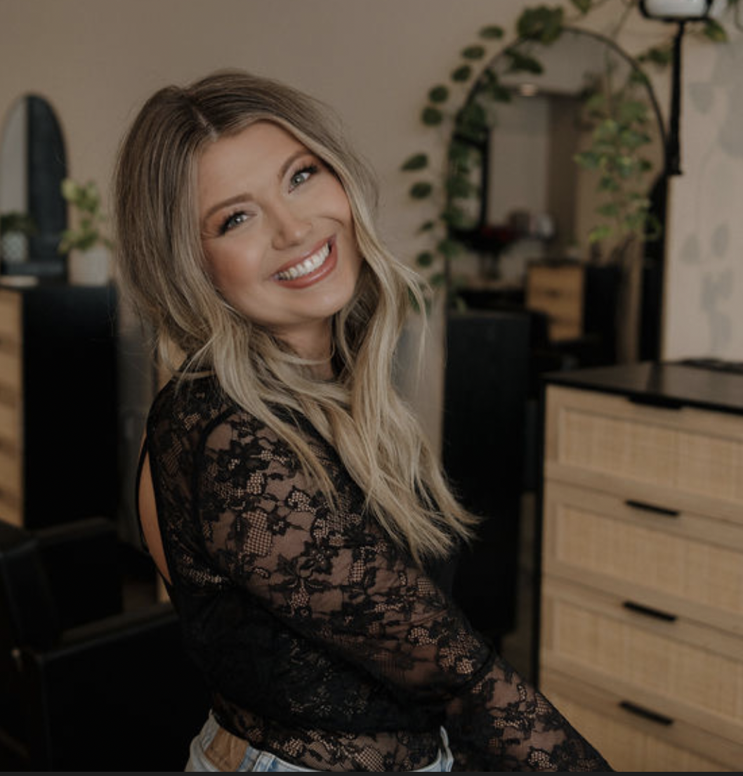 About | Rae \u0026 Co. Salon, image size:1058x1104